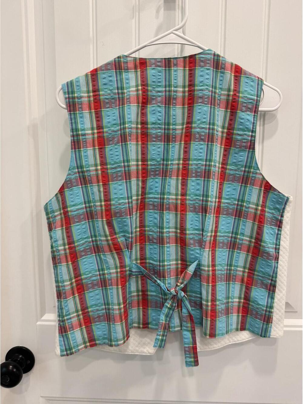VTG Southern Lady Quilted Vest with Embroidery Size 12
